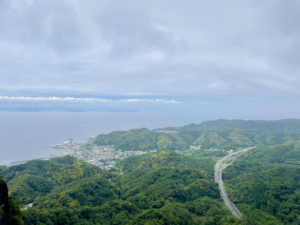 鋸山地獄のぞきの景色